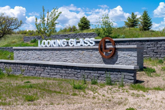 Looking Glass Monument